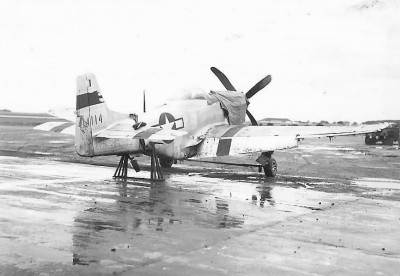 P-51D_44-14114_damaged_after_belly_landing_364th_Fighter_Group.jpg