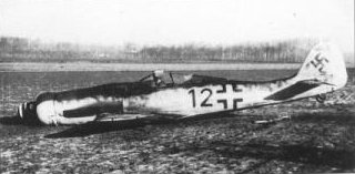 Fw190D_crashed1945.jpg